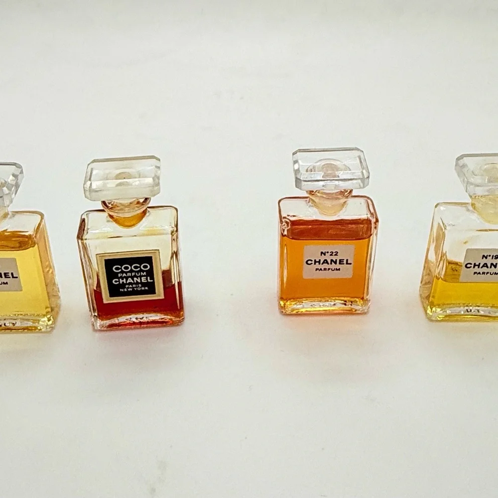 Chanel Opened  4 ml Mini Parfum Set #5, #19, #22 & Coco with Original Box - Picture 5 of 5